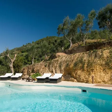 Oliveta By Posarellivillas فيلة