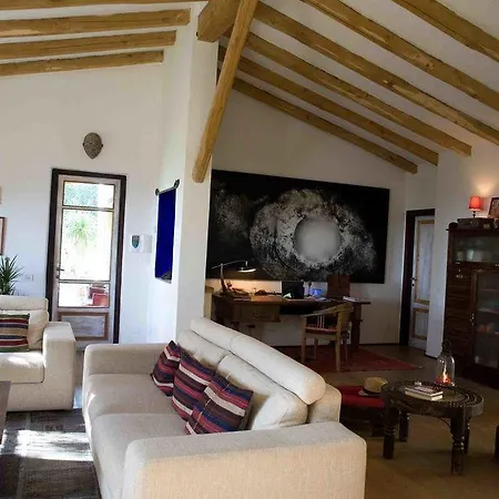 فيلة Oliveta By Posarellivillas