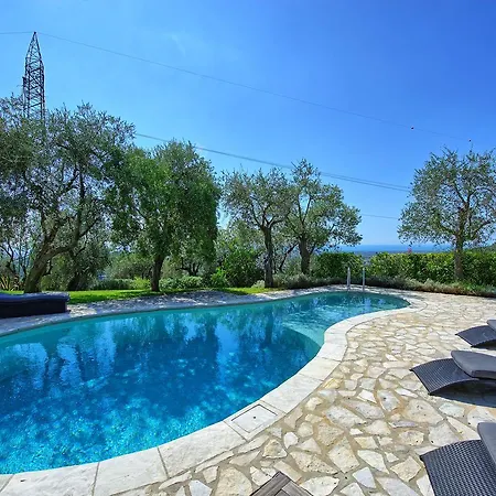 Villa Oliveta By Posarellivillas Pietrasanta